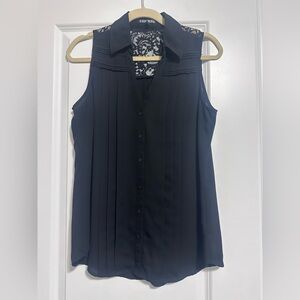 Express Black Sleeveless Pleated Button-Down Top
